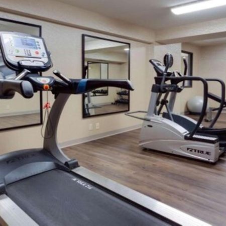 Hotel Lotus Kansas City 머리엄 외부 사진
