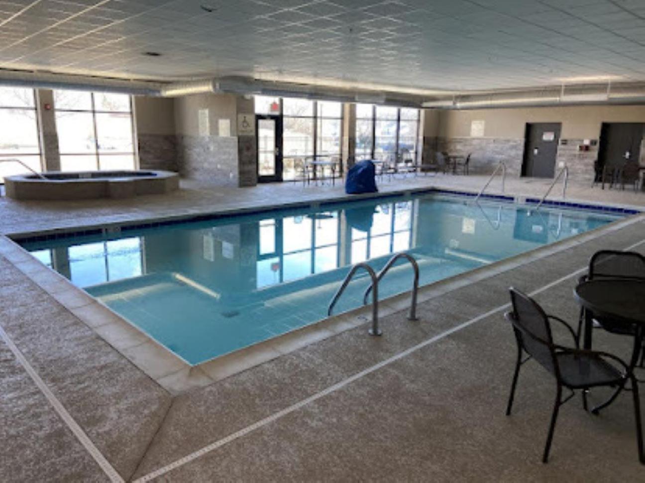 Hotel Lotus Kansas City 머리엄 외부 사진